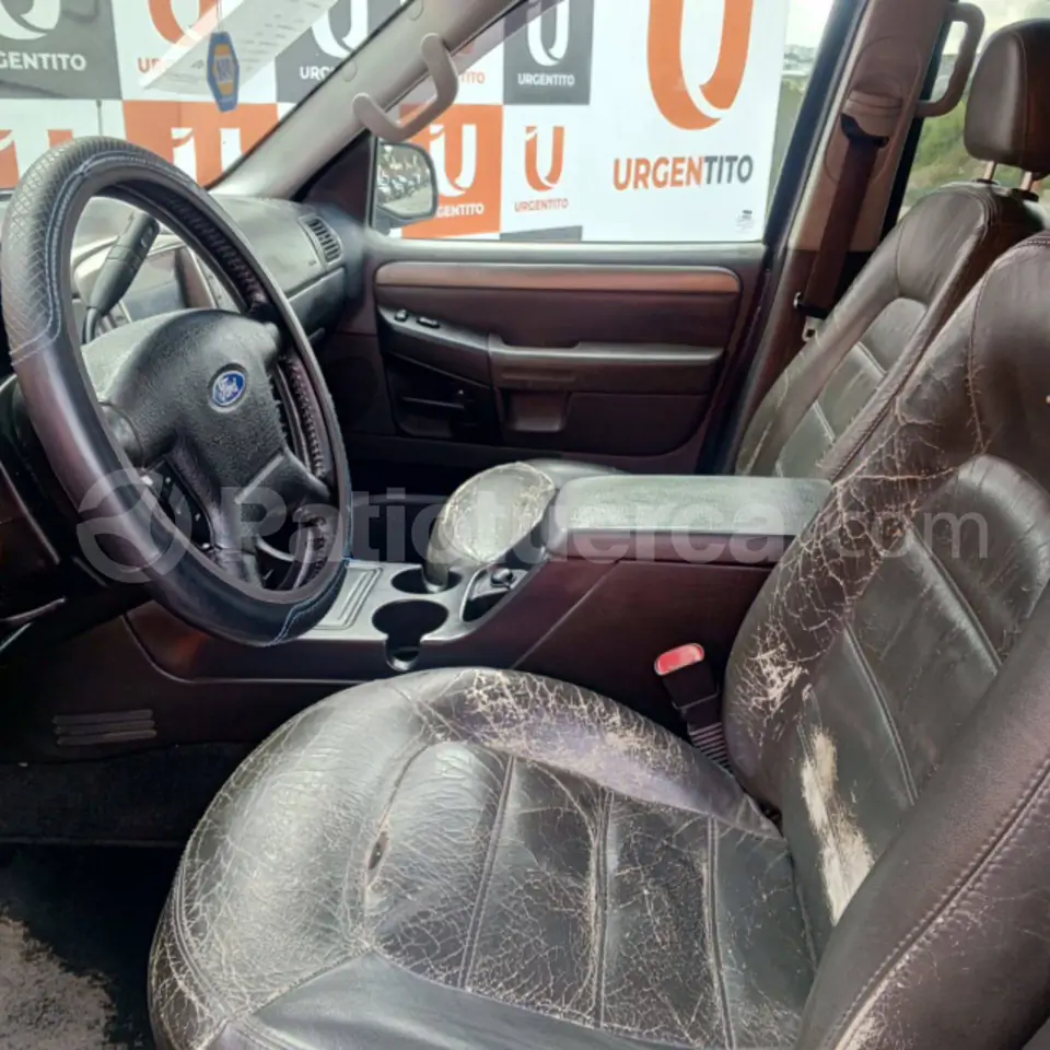 Foto 7 de Ford Explorer XLT