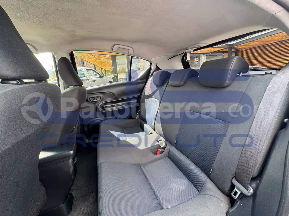 Foto 14 de Toyota Prius C Sport