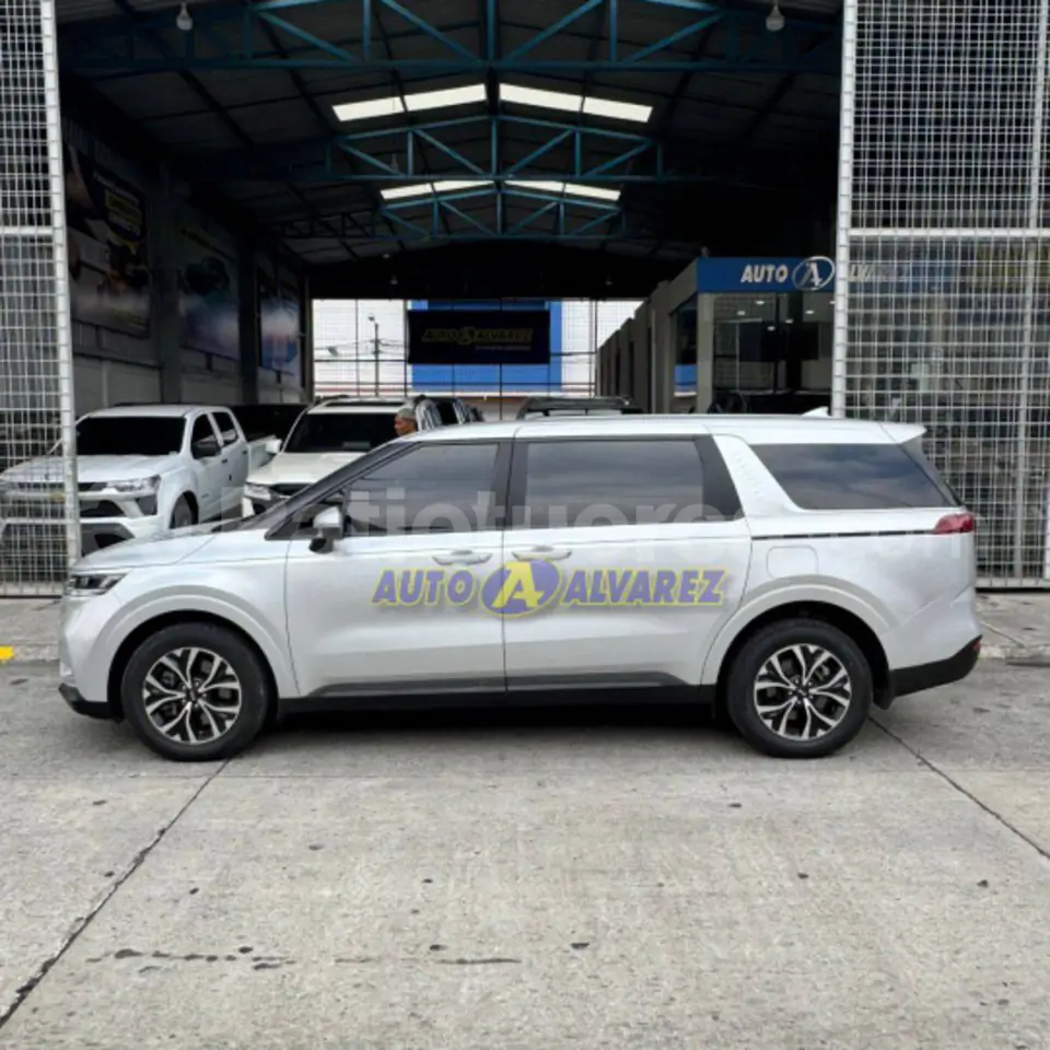 Foto 5 de Kia Carnival