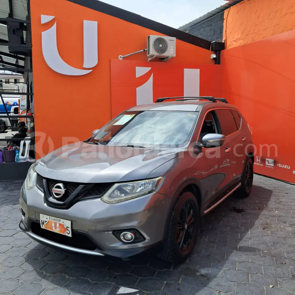 Foto 3 de Nissan XTRAIL EXCLUSIVE