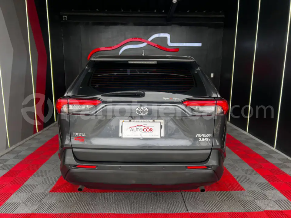 Foto 27 de Toyota RAV 4