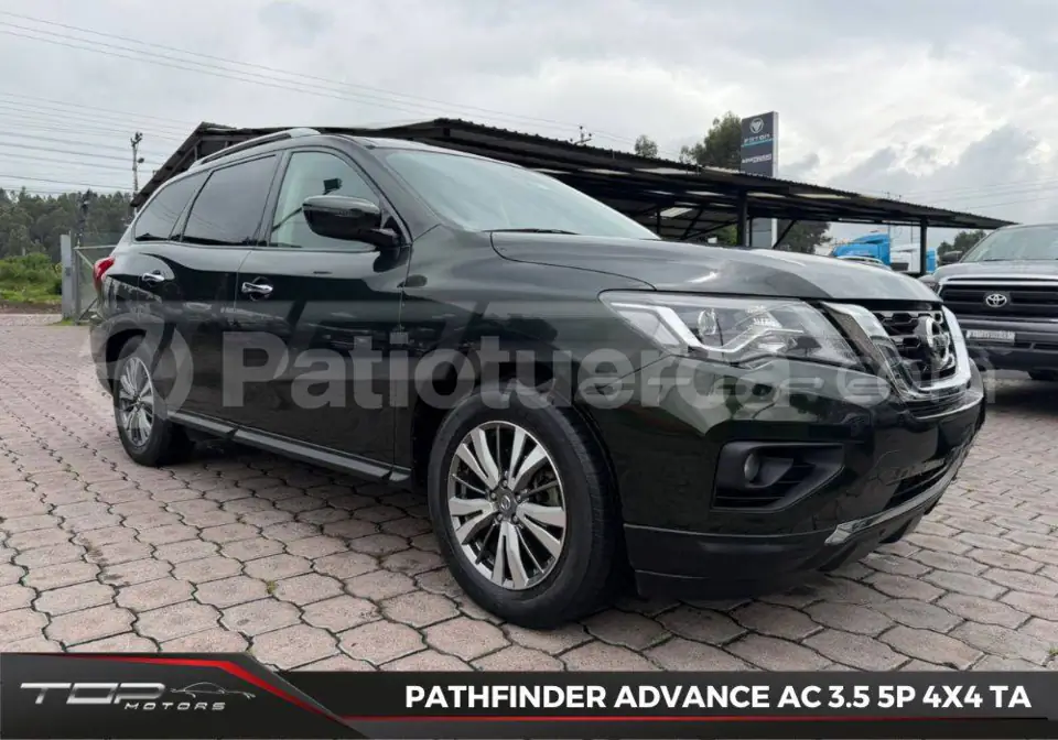 Foto 1 de Nissan Pathfinder Advance