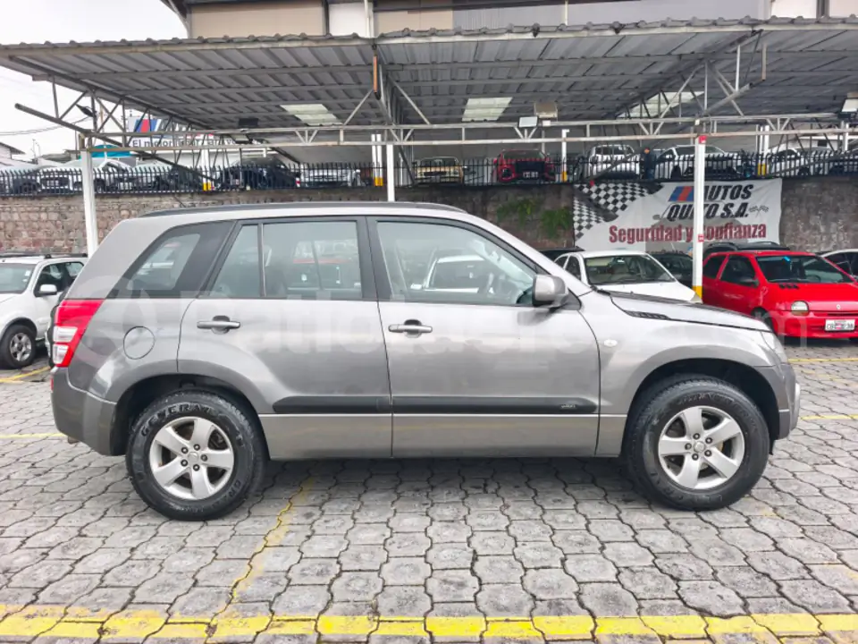 Foto 4 de Suzuki Grand Vitara SZ