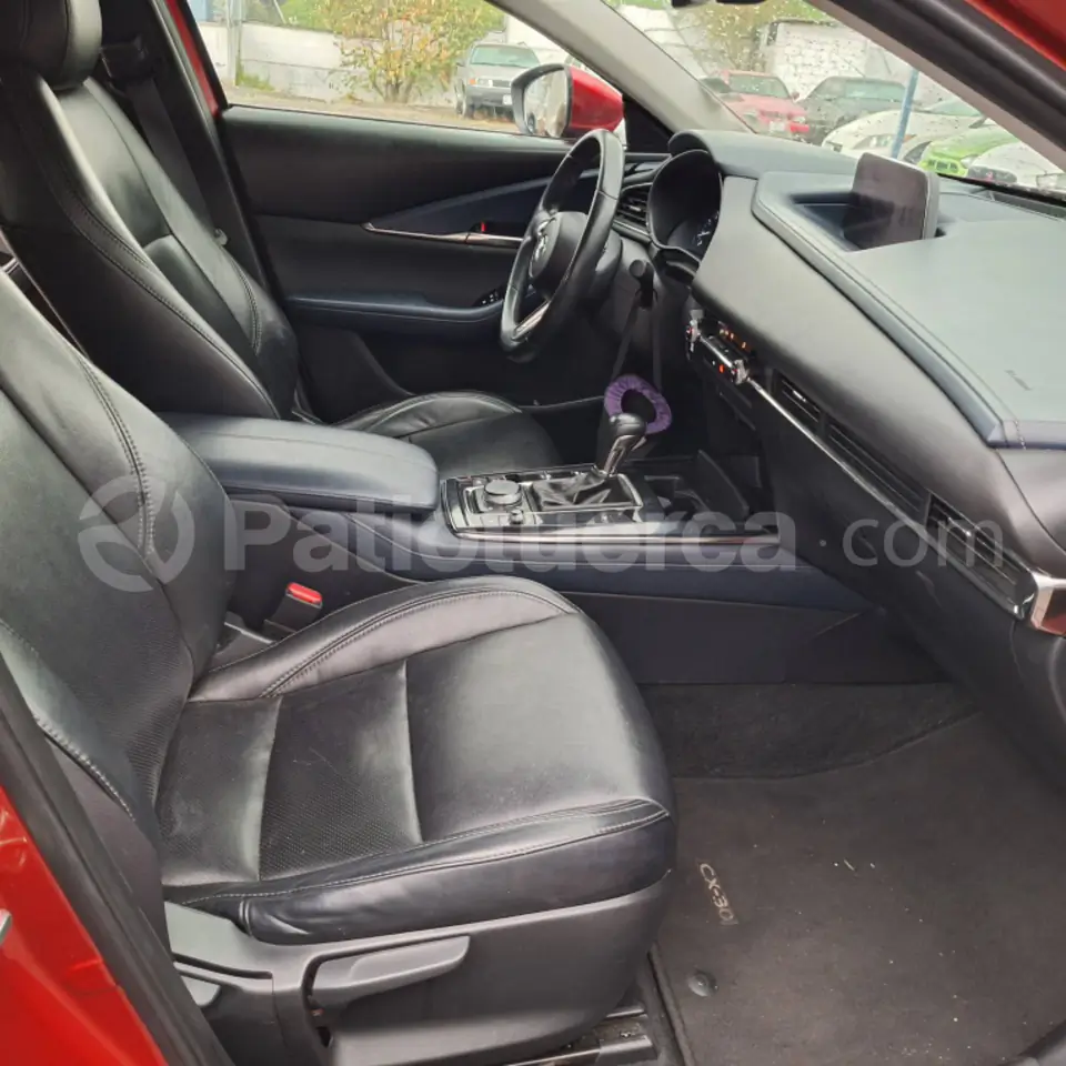 Foto 10 de Mazda CX-30 CORE