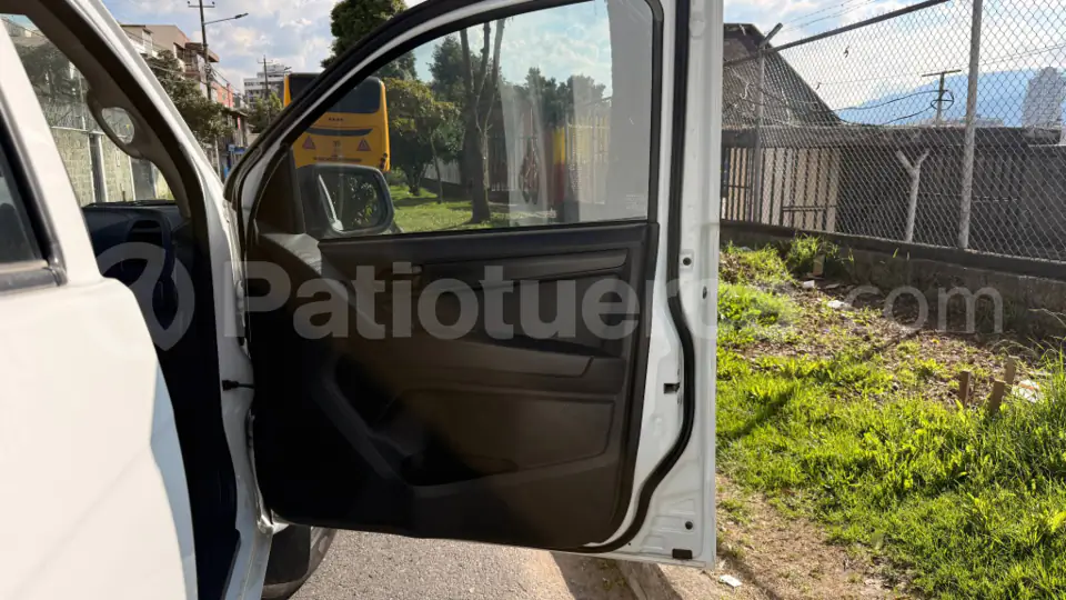 Foto 17 de Chevrolet D-Max 4x4 CD