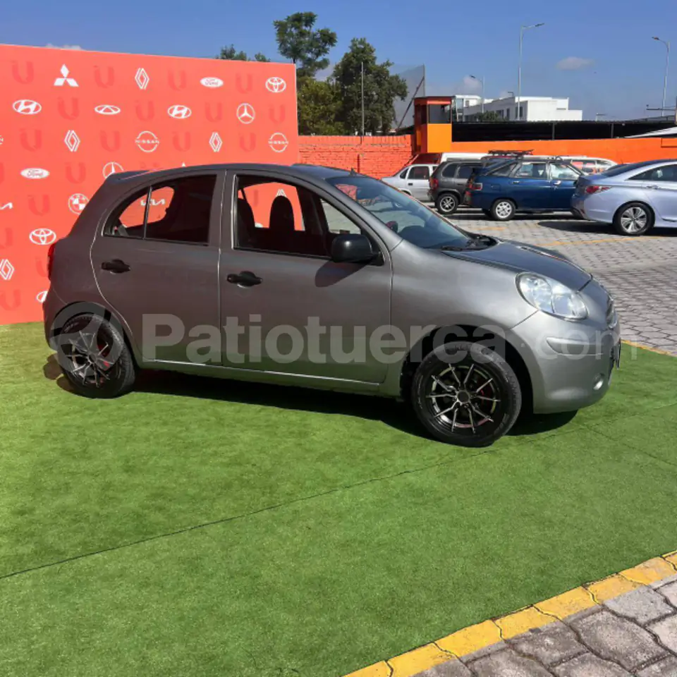 Foto 6 de Nissan March