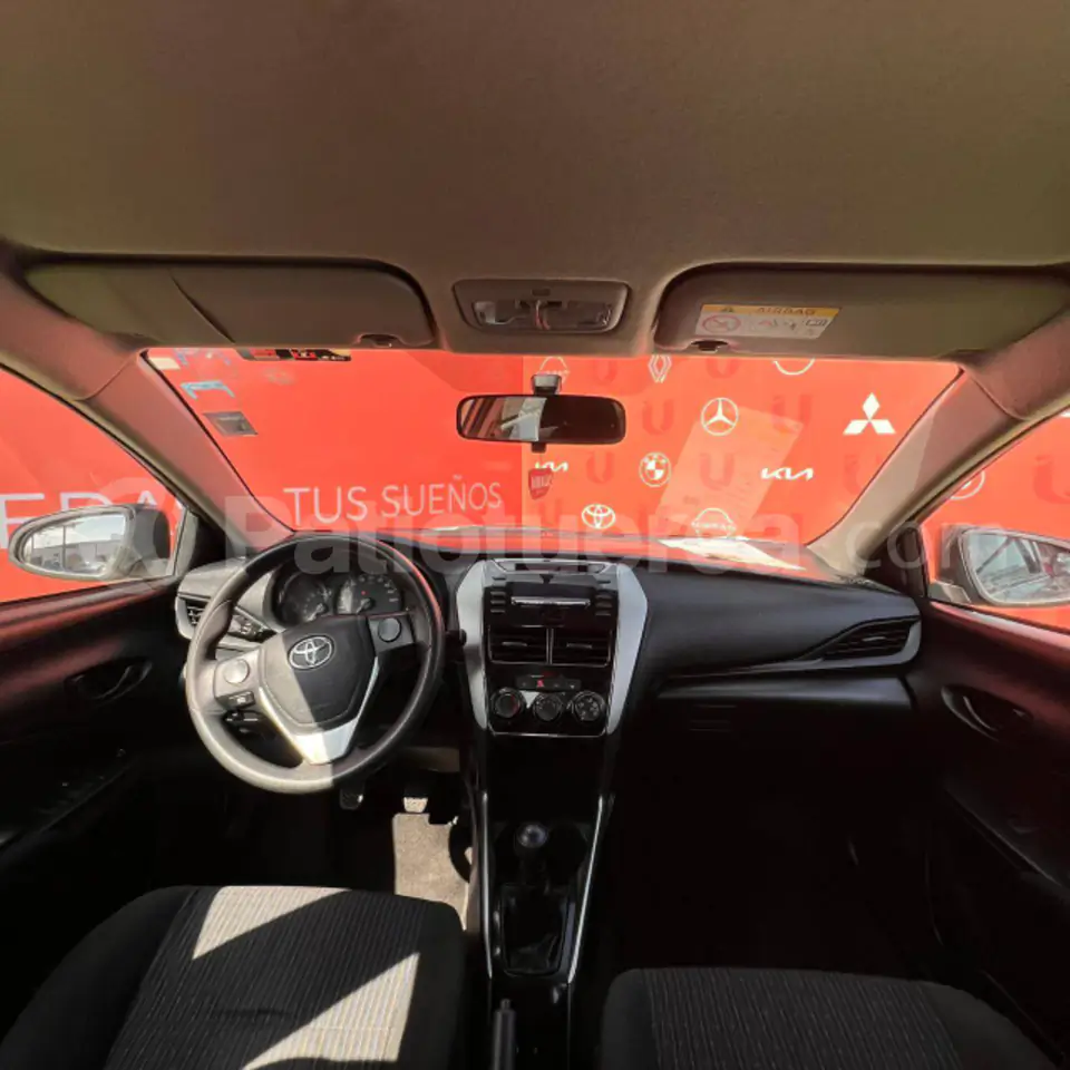 Foto 7 de Toyota Yaris