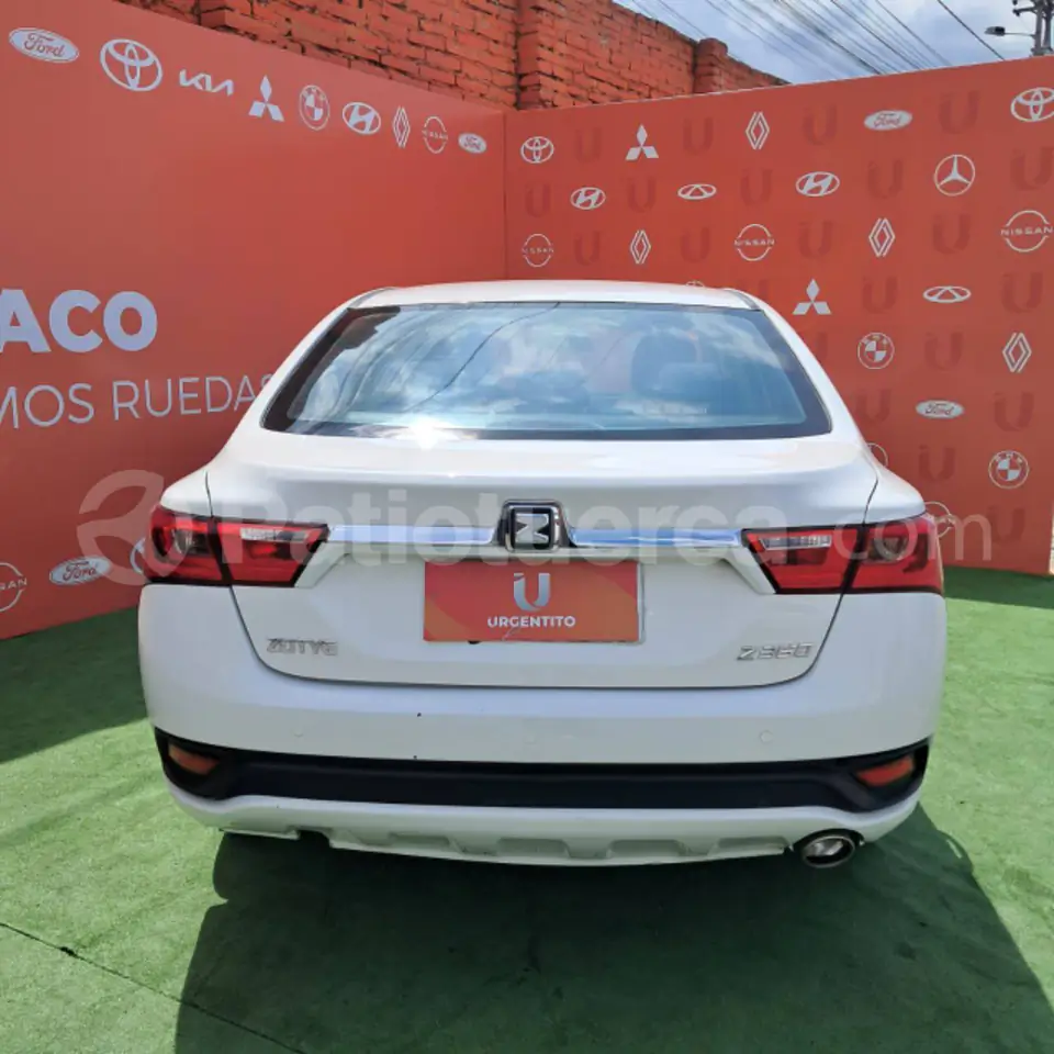 Foto 4 de Zotye Z360
