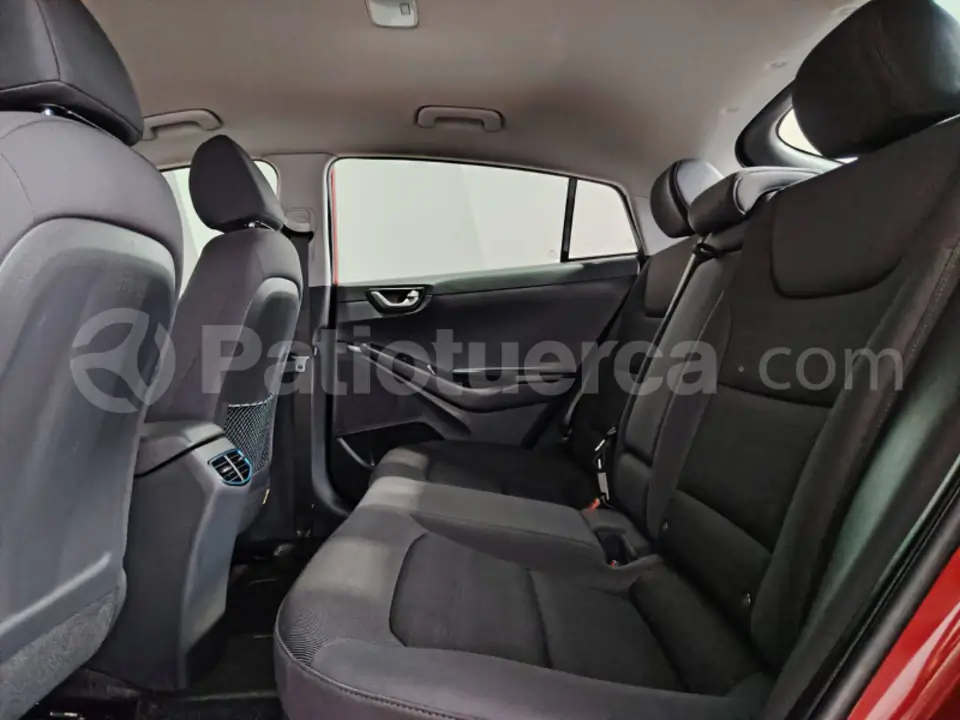 Foto 19 de Hyundai Ioniq Hybrid