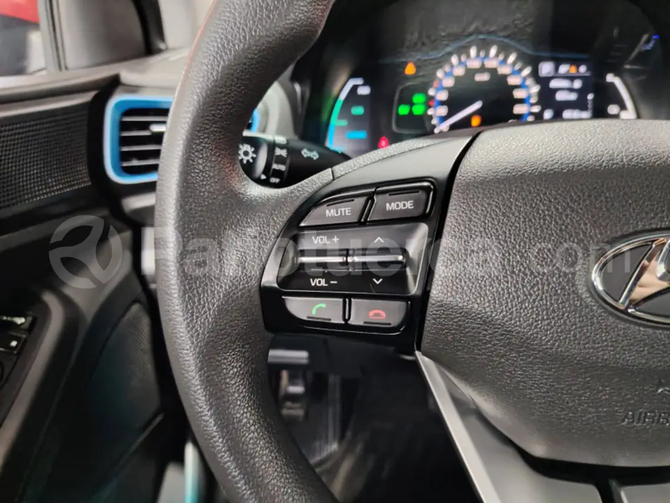Foto 25 de Hyundai Ioniq Hybrid