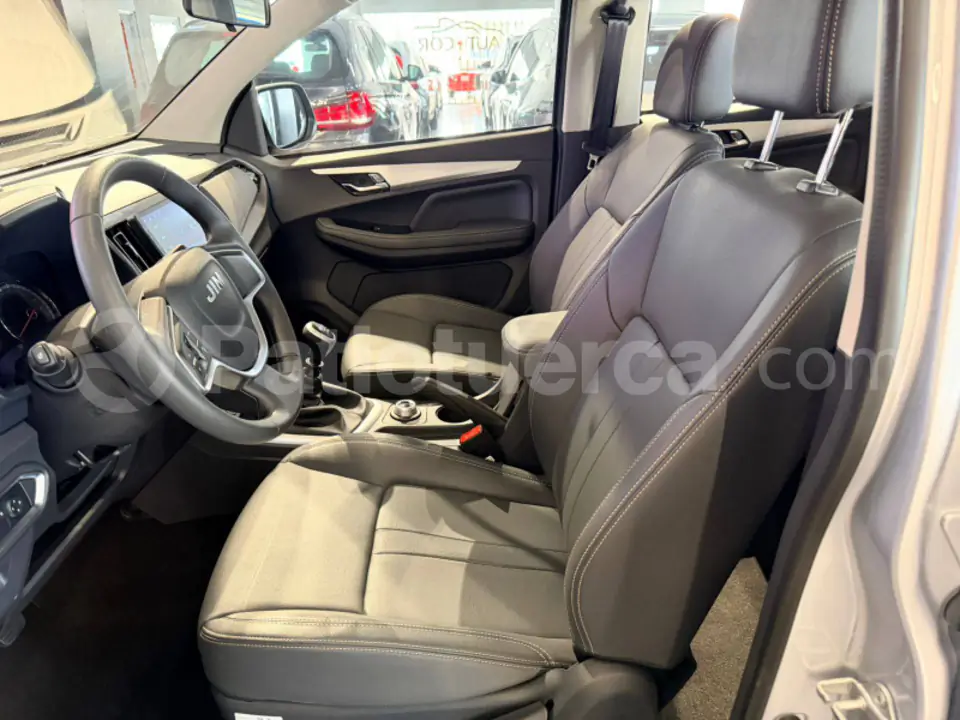 Foto 14 de JIM RE‑MAX 4X4