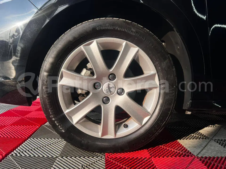 Foto 6 de Peugeot 301 Active