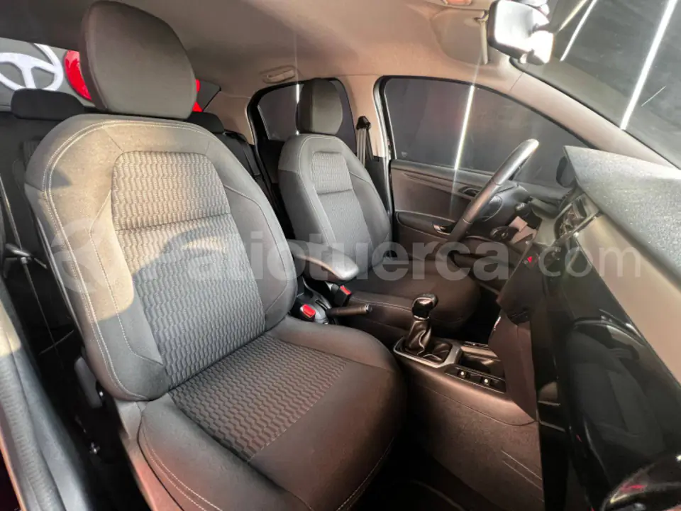 Foto 10 de Peugeot 301 Active