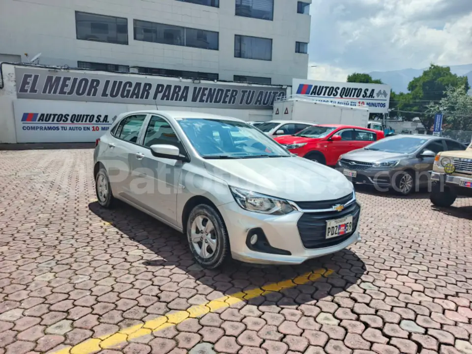 Foto 1 de Chevrolet ONIX LT TURBO