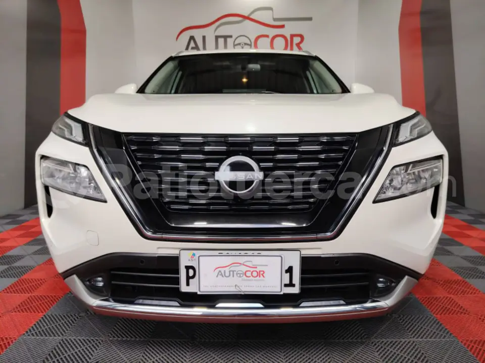 Foto 7 de Nissan XTRAIL EXCLUSIVE