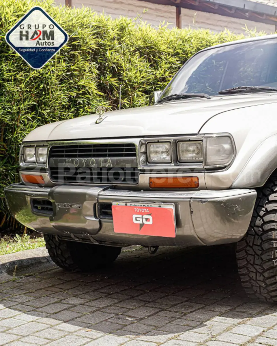 Foto 13 de Toyota Land Cruiser FJ 80