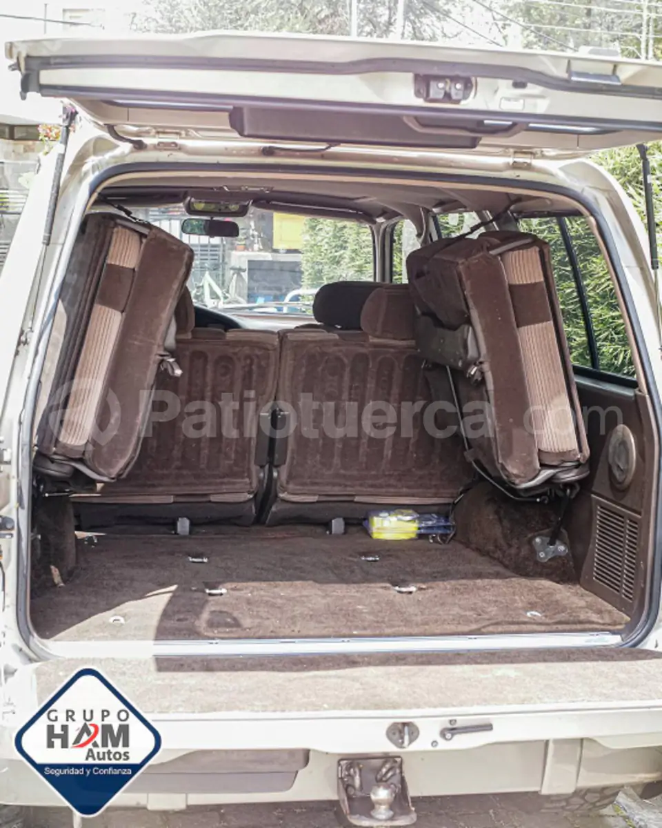 Foto 17 de Toyota Land Cruiser FJ 80