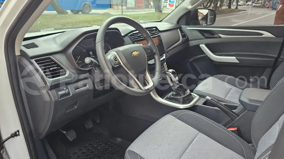 Foto 10 de Chevrolet D-MAX HI RIDE CRDI