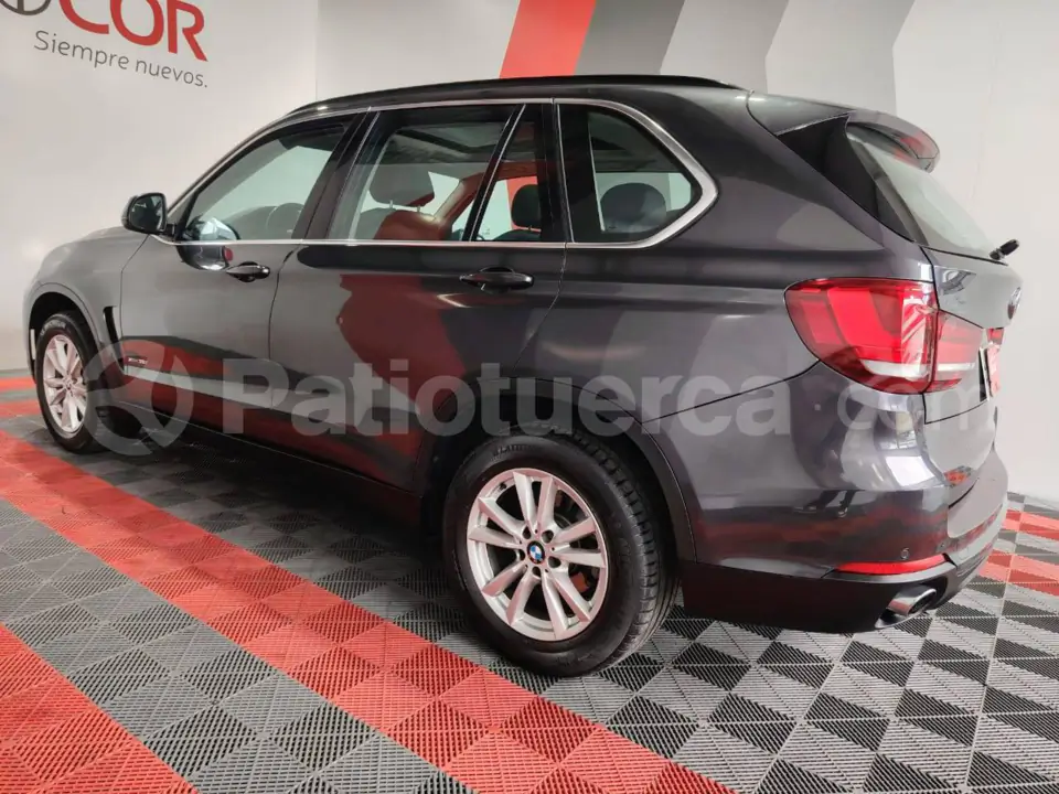 Foto 3 de BMW X5 xDrive35i