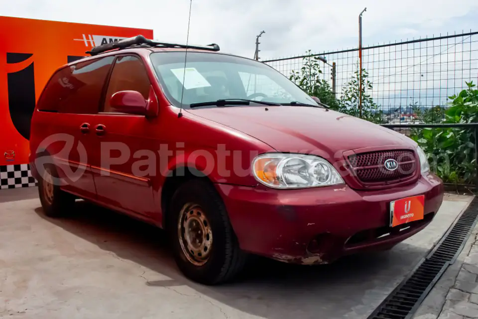 Foto 2 de Kia Sedona