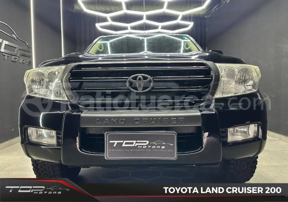 Foto 13 de Toyota Land Cruiser 200