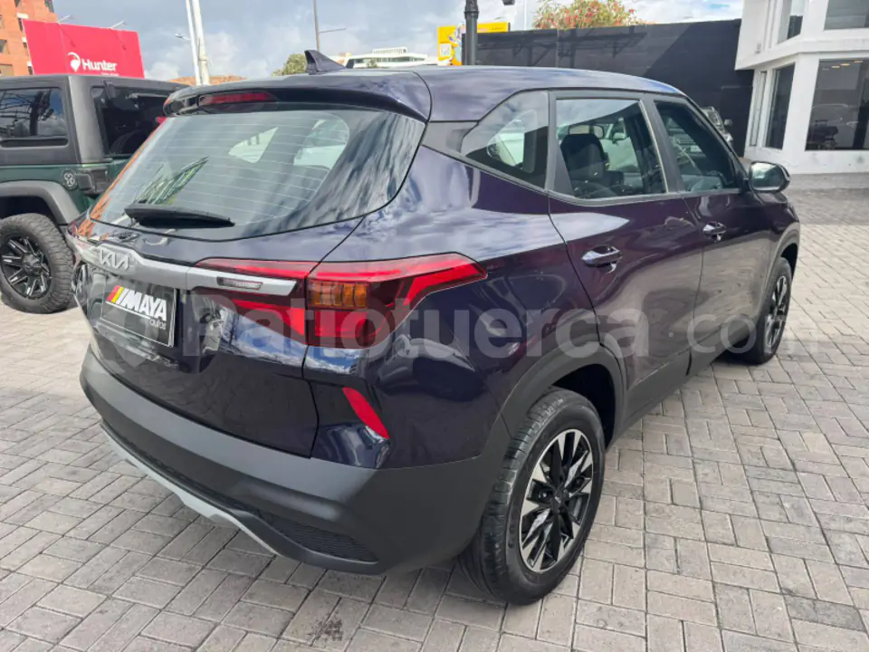 Foto 4 de Kia Seltos LX