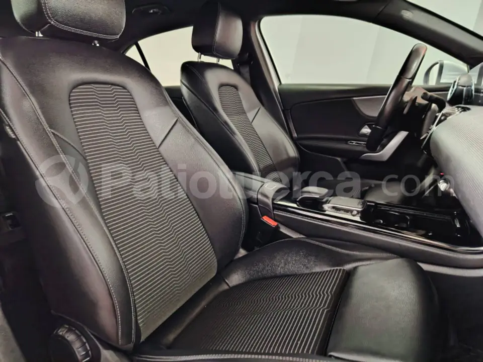 Foto 12 de Mercedes Benz A 200 PROGRESSIVE SPORT