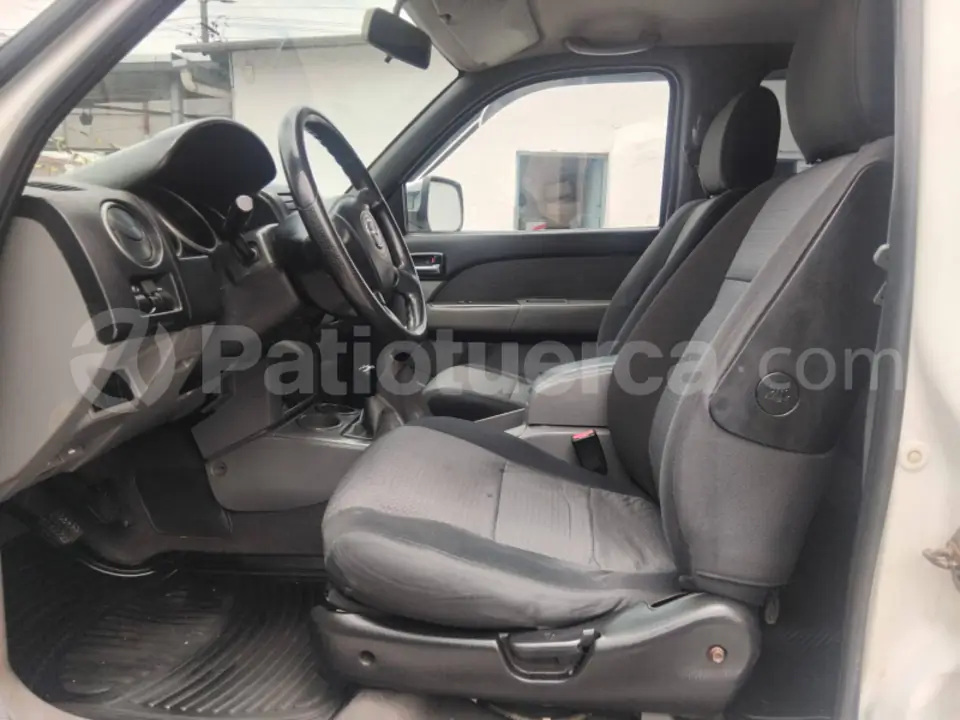 Foto 9 de Mazda BT-50 CD 4x4