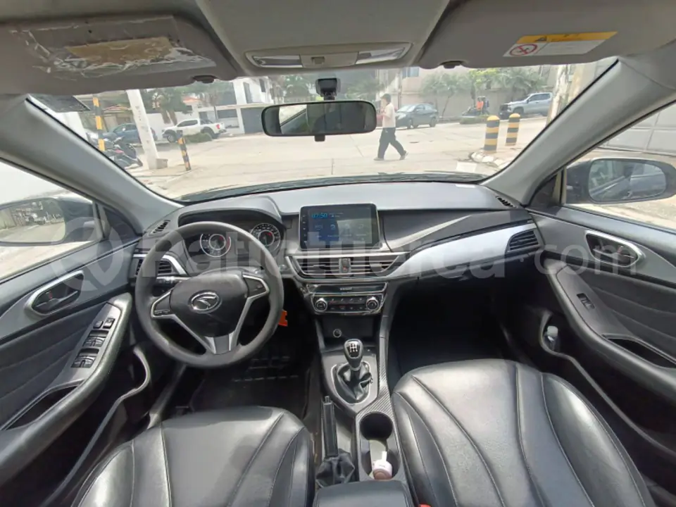 Foto 7 de Soueast A5