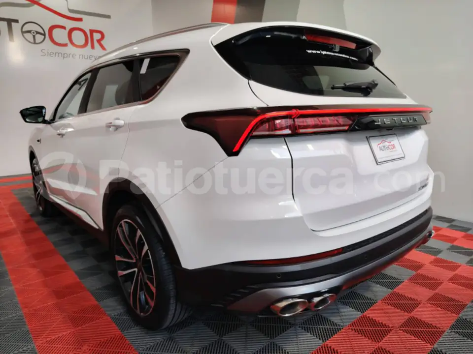 Foto 10 de Jetour X70 ll AC