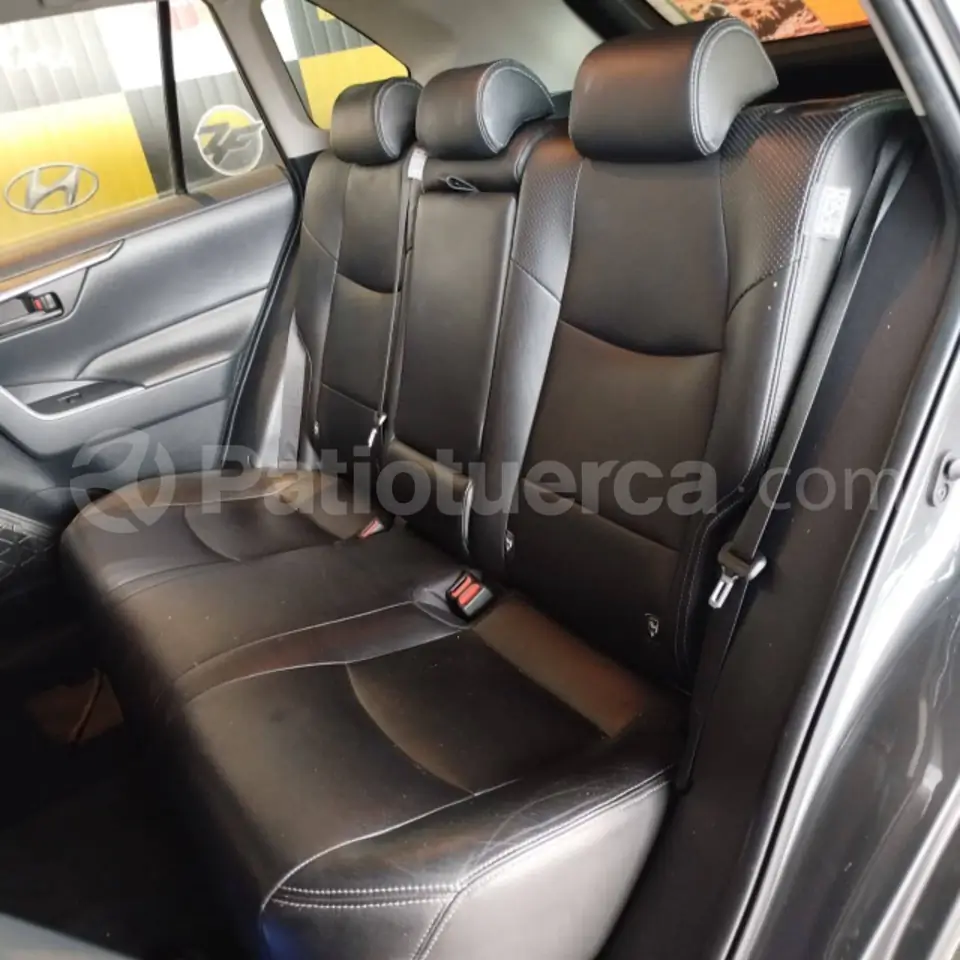 Foto 11 de Toyota RAV 4