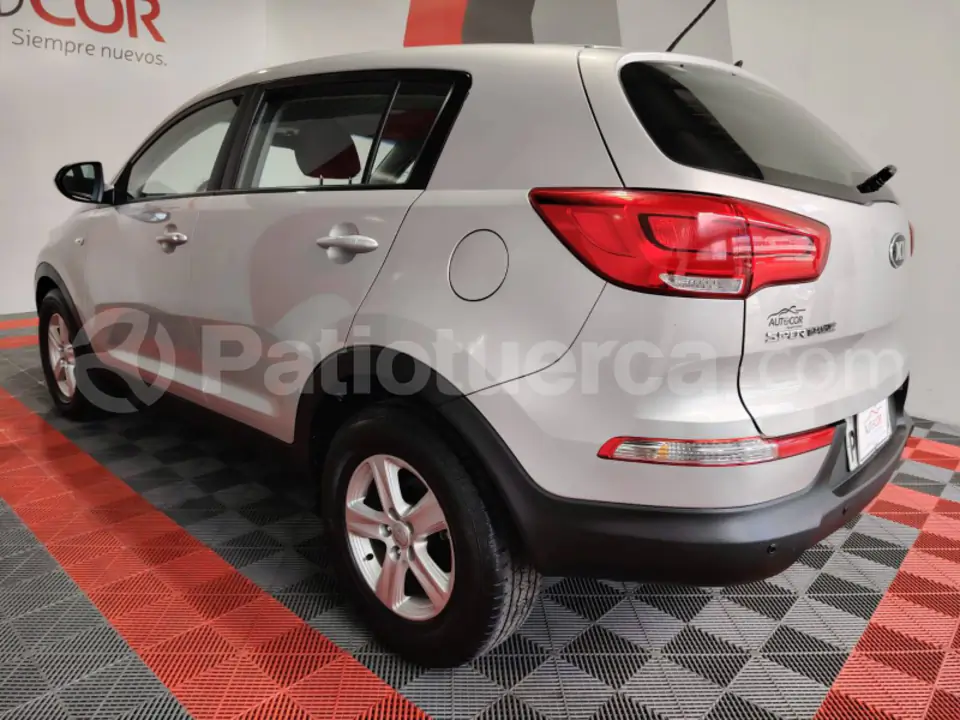 Foto 9 de Kia Sportage SL AT