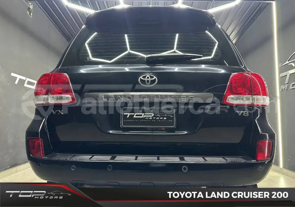 Foto 5 de Toyota Land Cruiser 200