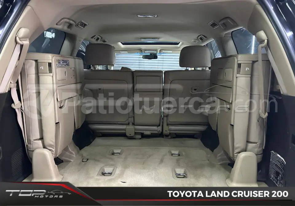 Foto 14 de Toyota Land Cruiser 200