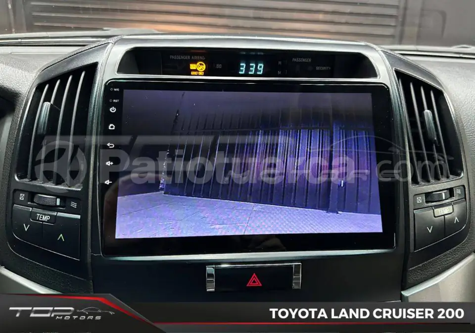 Foto 15 de Toyota Land Cruiser 200