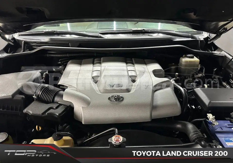 Foto 25 de Toyota Land Cruiser 200