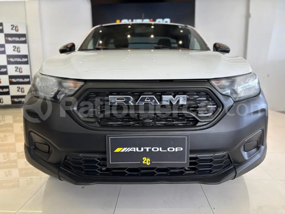 Foto 4 de Ram RAM 700 SLT