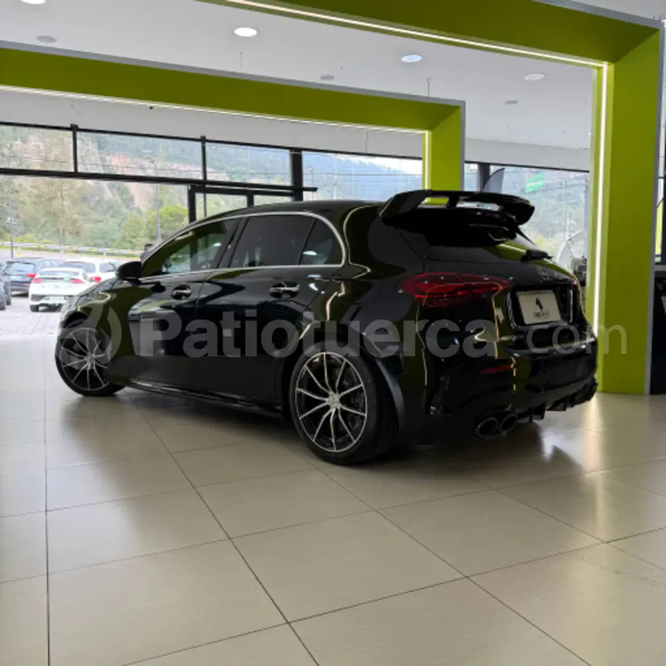 Foto 2 de Mercedes Benz A35 AMG