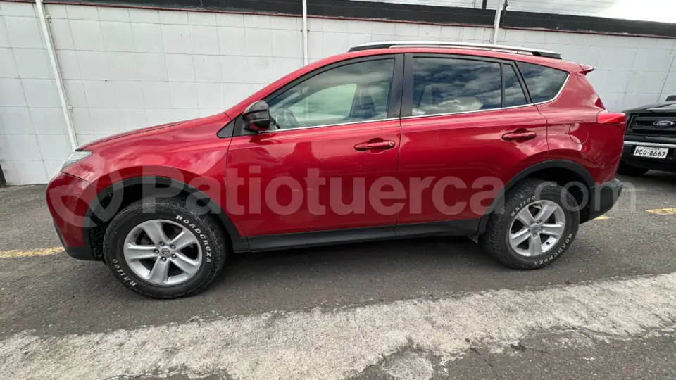 Foto 8 de Toyota NEW RAV 4