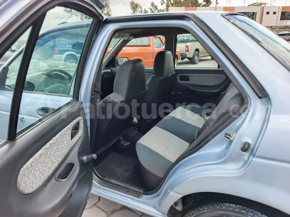 Foto 12 de Nissan Sentra B13