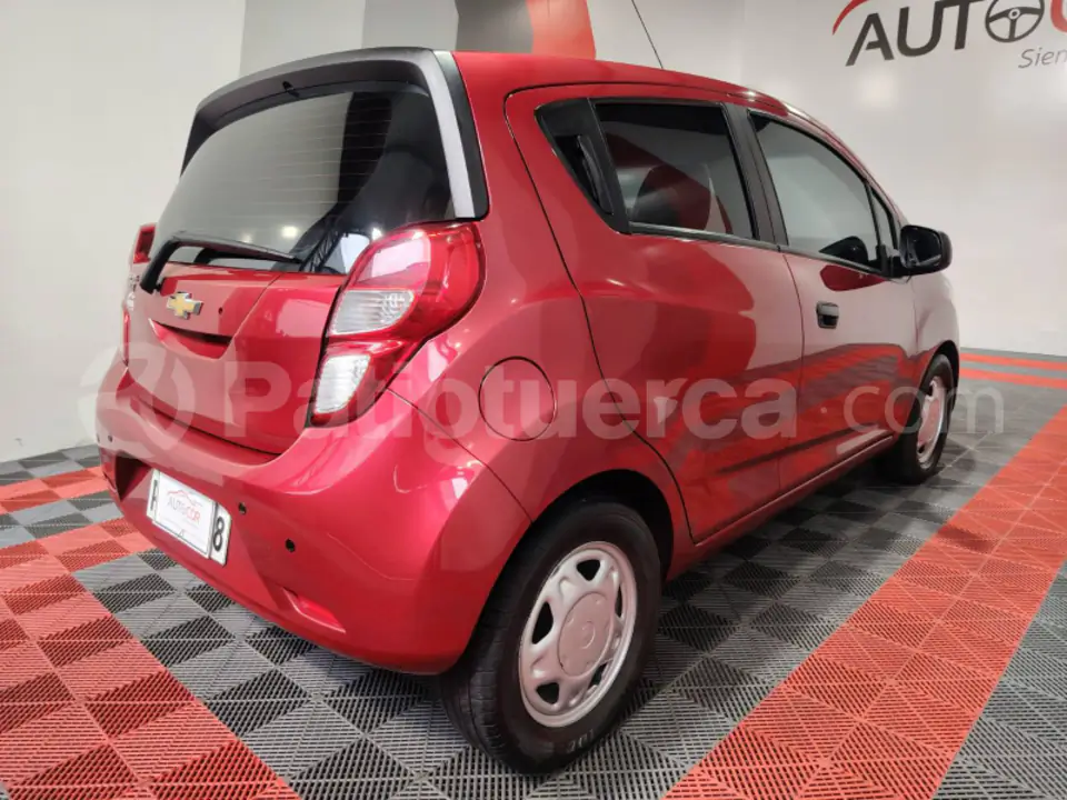Foto 4 de Chevrolet Spark GT