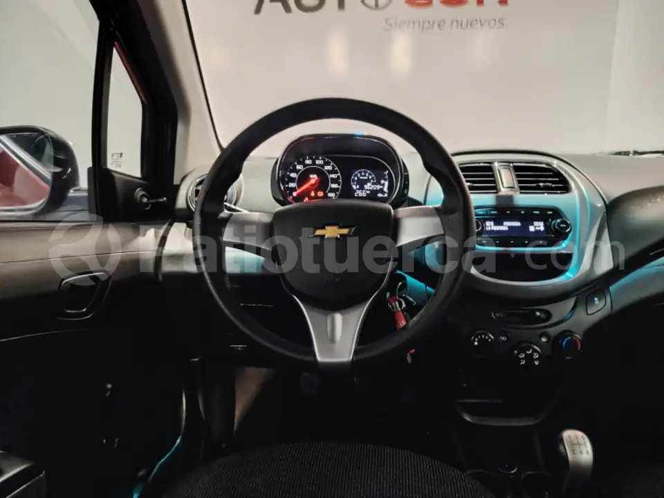 Foto 18 de Chevrolet Spark GT