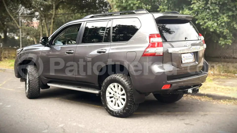 Foto 5 de Toyota Land Cruiser Prado