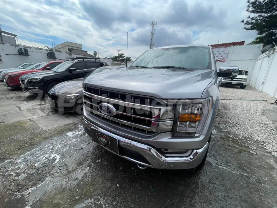 Foto 2 de Ford F150 Lariat