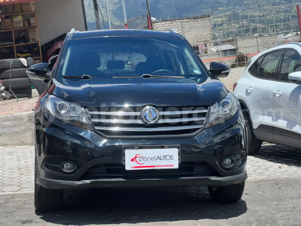 Foto 2 de DongFeng GLORY 580