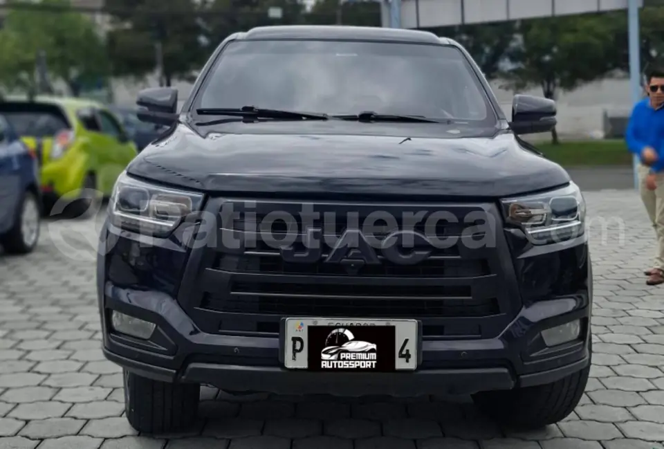 Foto 2 de JAC T8 LUXURY