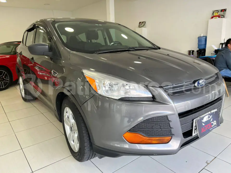 Foto 13 de Ford Escape S