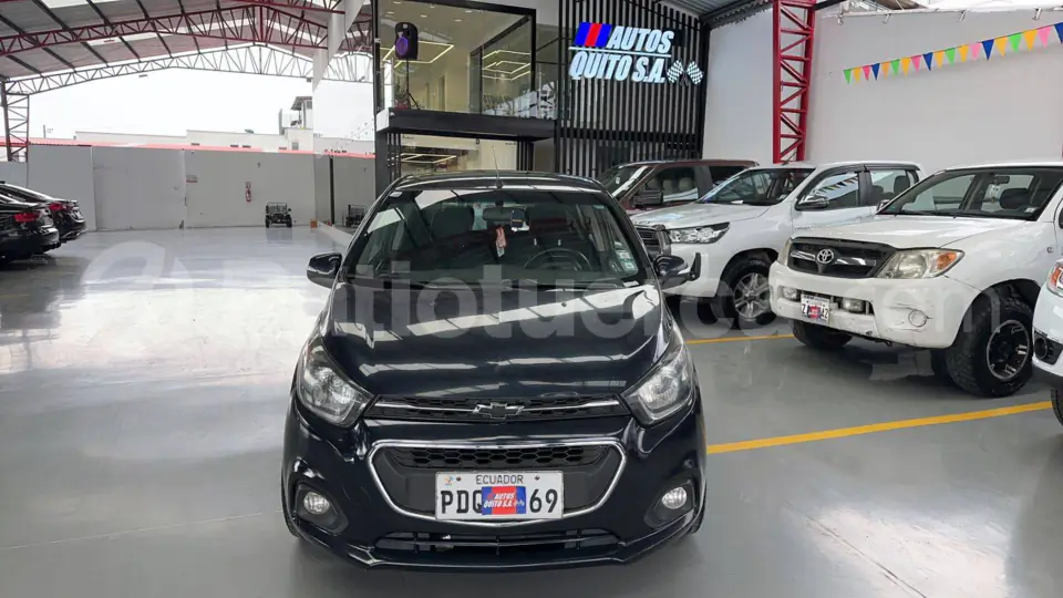 Foto 3 de Chevrolet Spark GT