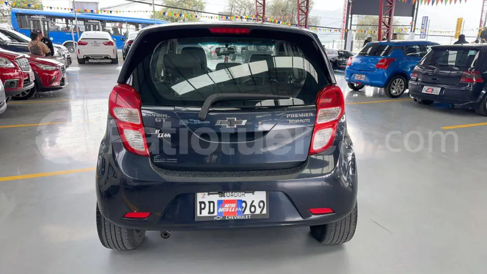 Foto 7 de Chevrolet Spark GT