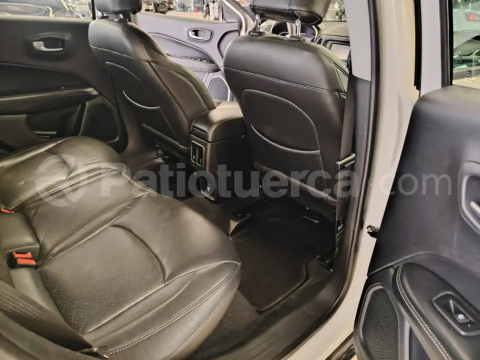 Foto 12 de Jeep Compass
